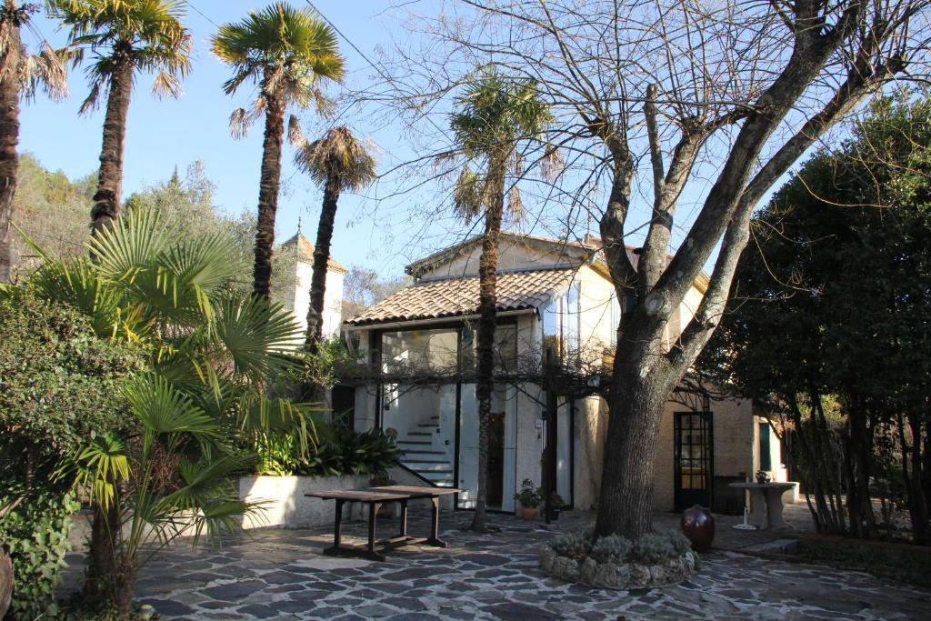 Les Montades Chambres D'Hotes Anduze Exterior photo